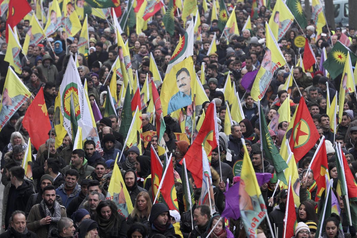 Strazburg'da PKK gösterisi