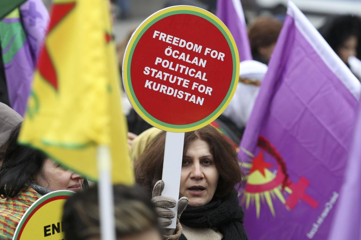 Strazburg'da PKK gösterisi