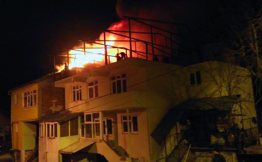 Zonguldak’ta ev yangını