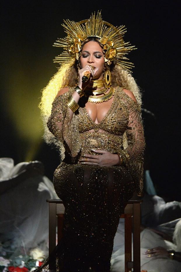 Grammy gecesine Beyonce damgası