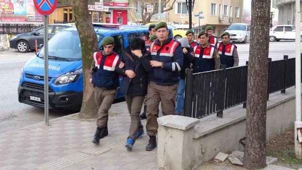Kaçak FETÖ'cünün ailesine askerden tepki