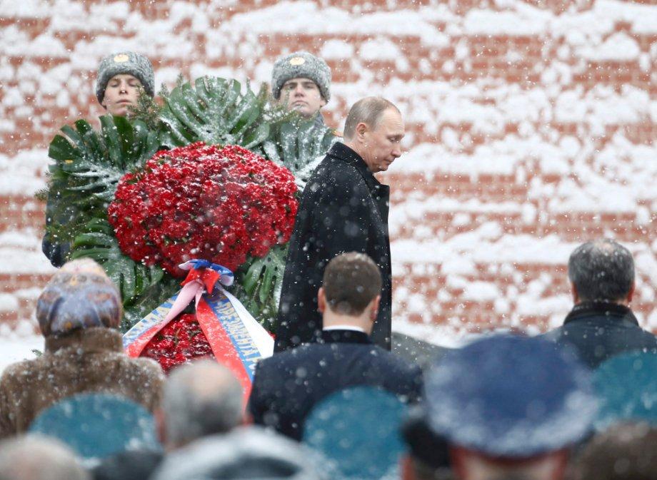 Putin 'Vatan Savunucuları Günü'ne katıldı