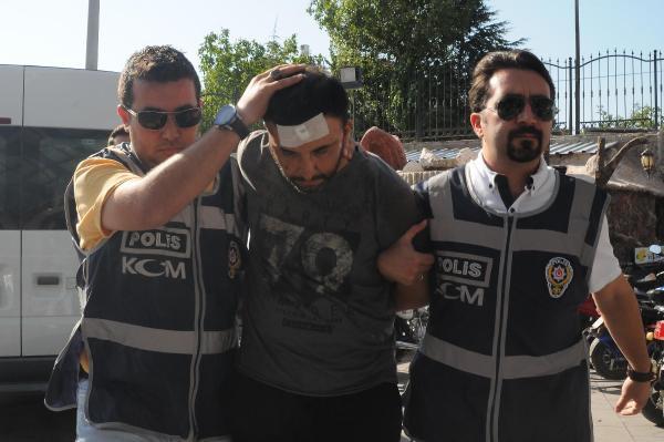 Hocanın dilini kesin diyen FETÖ'cü hainlerin yakalandığı an