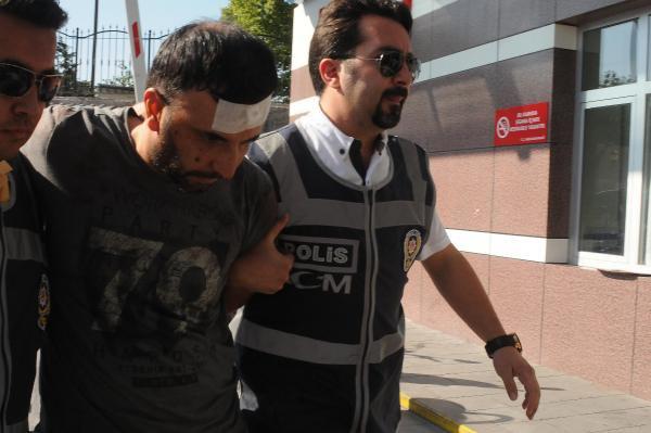 Hocanın dilini kesin diyen FETÖ'cü hainlerin yakalandığı an