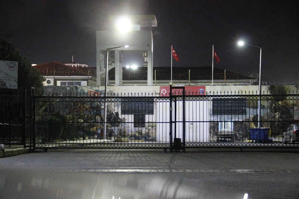 İzmir'de cezaevinde yangın