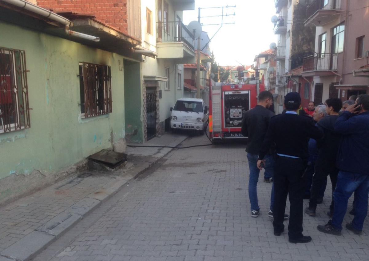 Uşak’ta öfkeli damat kayınpederinin evine molotof attı