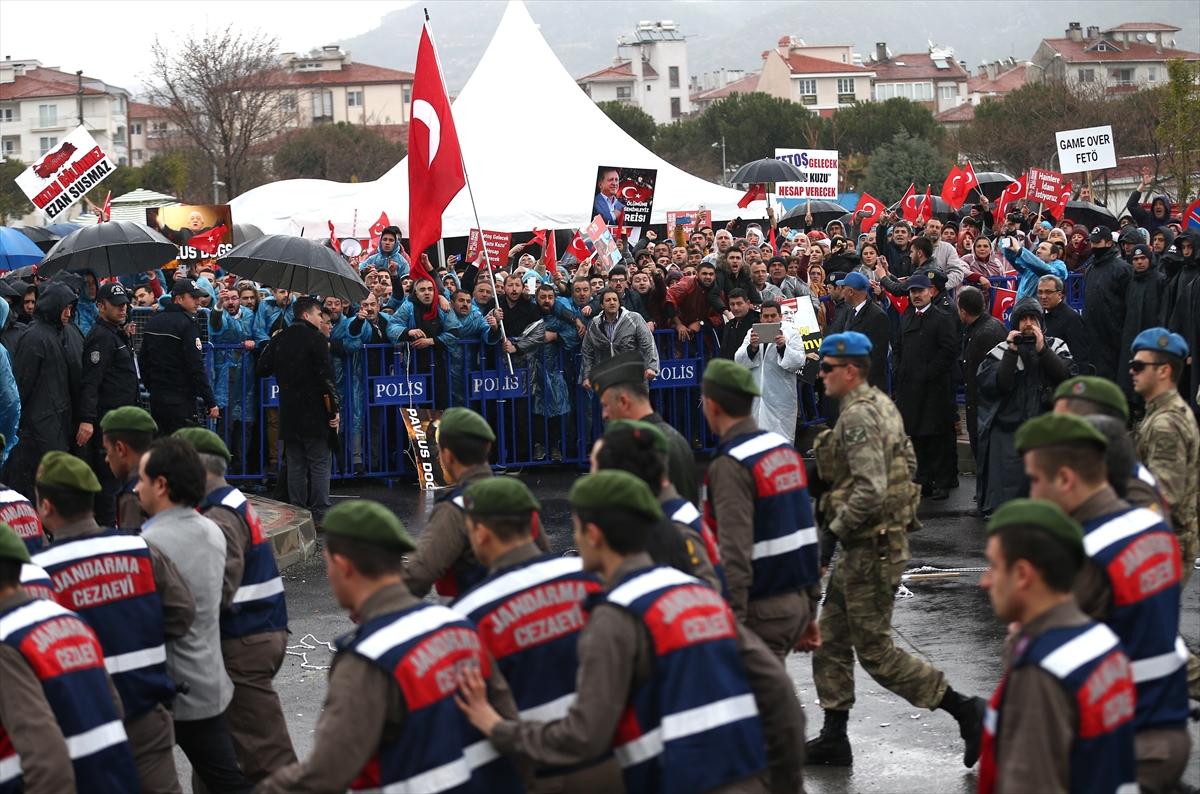 Eski Yaver Ali Yazıcı ve Kuzu'ya ipli protesto