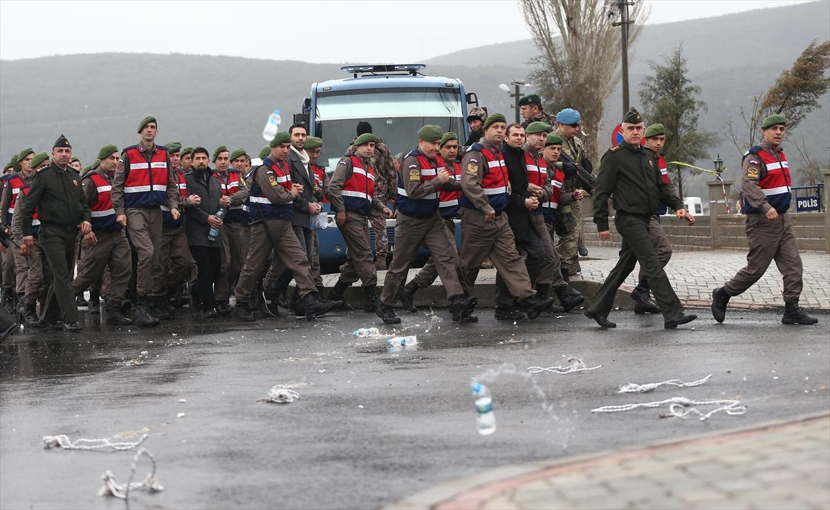 Eski Yaver Ali Yazıcı ve Kuzu'ya ipli protesto
