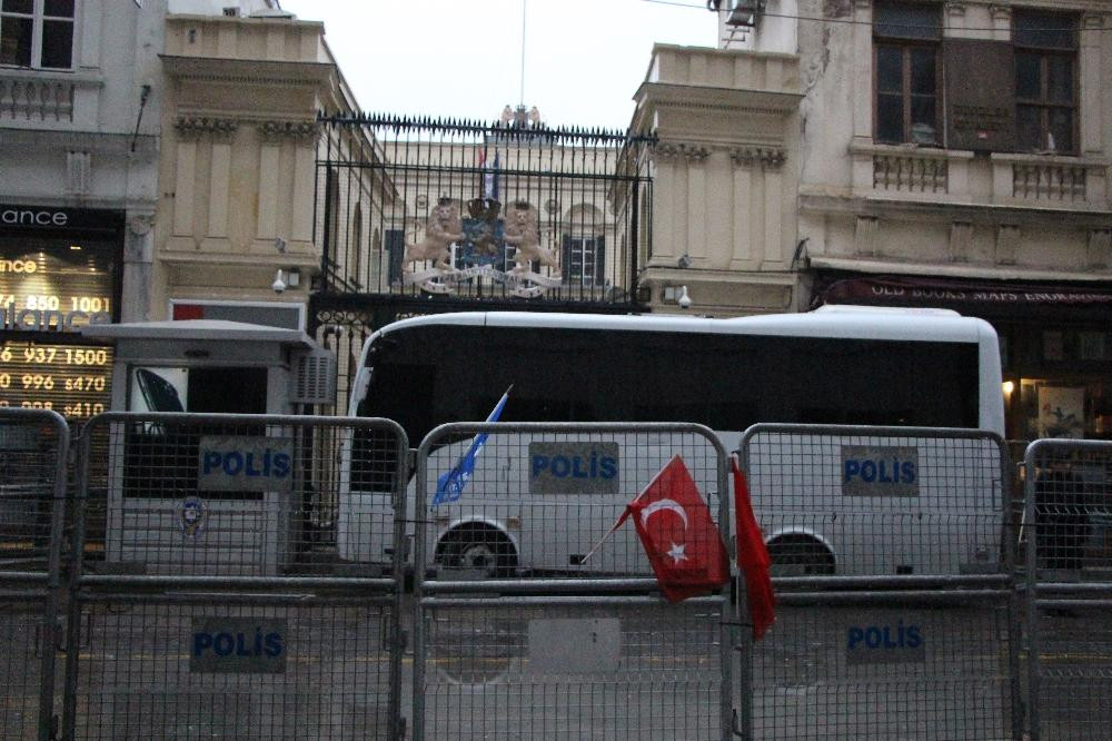 Hollanda Konsolosluğu önünde güvenlik önlemleri