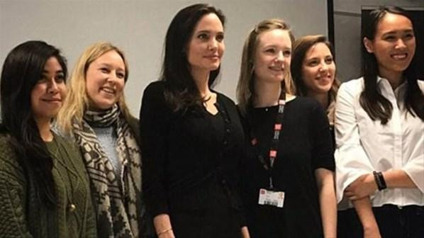 Angelina Jolie ders verdi