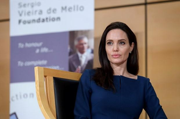 Angelina Jolie'den BM'ye eleştiri