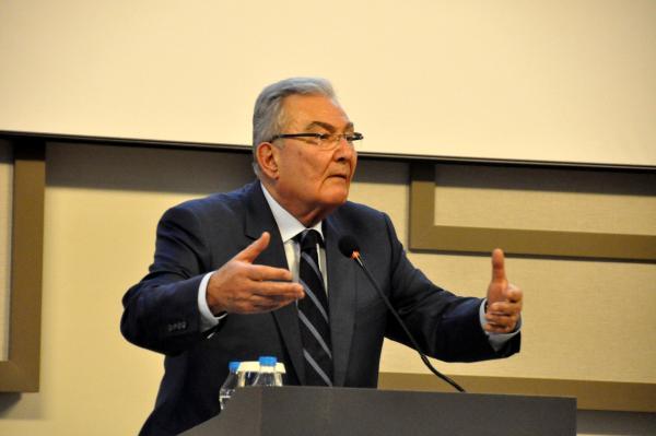 Deniz Baykal 'peygamber' gafına açıklık getirdi