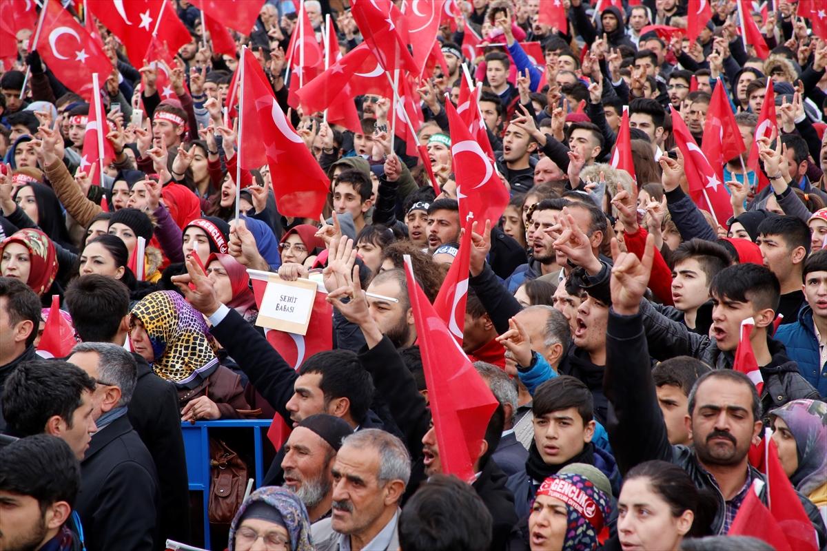 Devlet Bahçeli sahalara indi