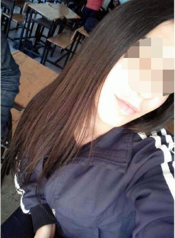 Kız kardeşe fotoğraf paylaşım dayağı