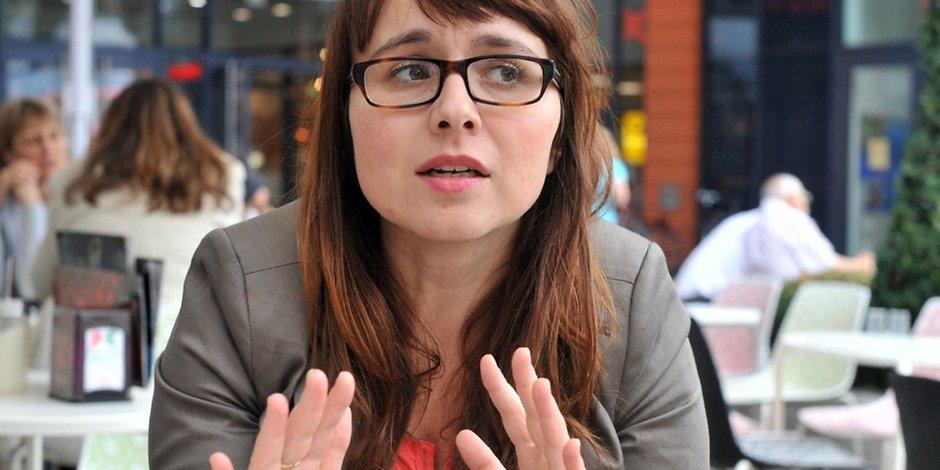 Türk asıllı vekil Merkel için özür bekliyor