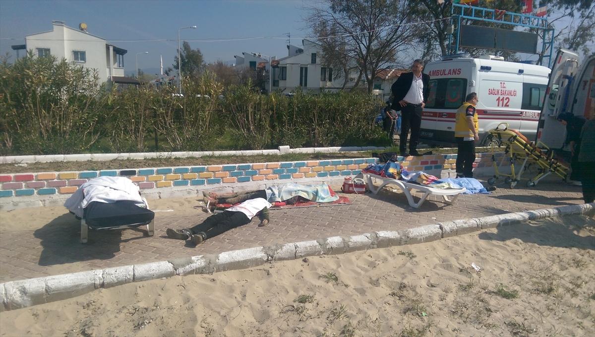 Kuşadası açıklarında göçmen botu battı