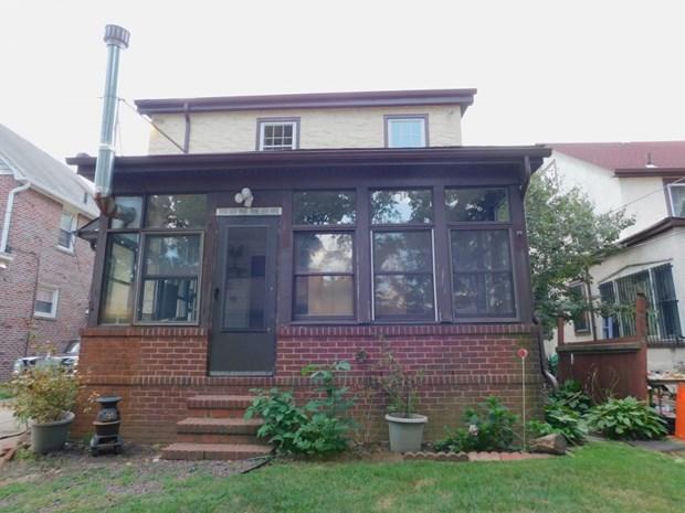 Trump'ın doğduğu ev satıldı