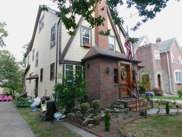 Trump'ın doğduğu ev satıldı