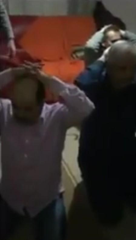 Üsküdar'da bir eve FETÖ baskını düzenlendi