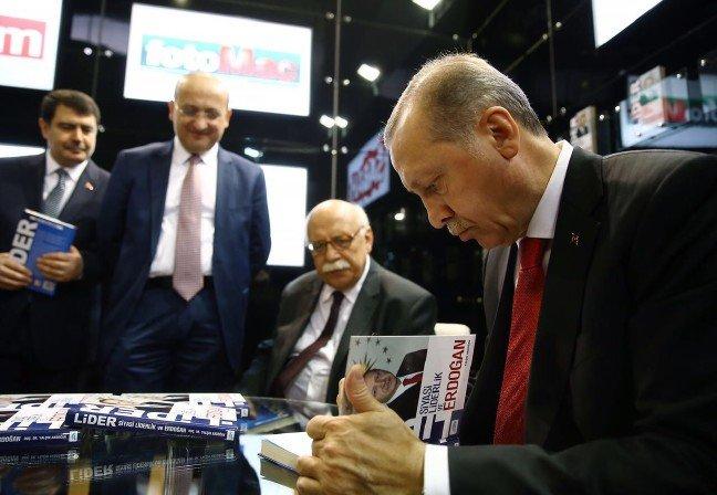 Siyasi Liderlik ve Recep Tayyip Erdoğan