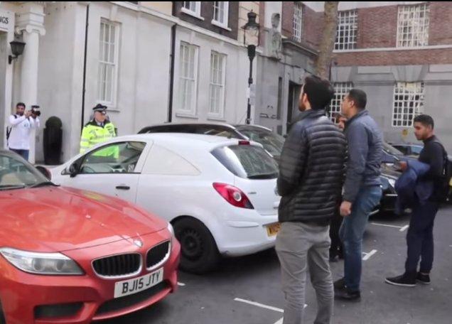 Suudi Bakan Londra'da protesto edildi