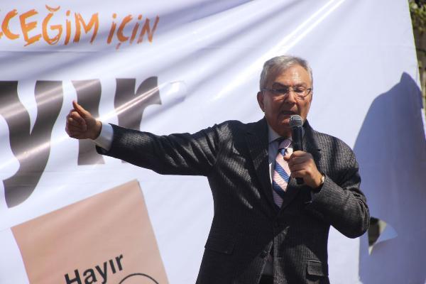 Deniz Baykal'dan ilginç referandum çağrısı
