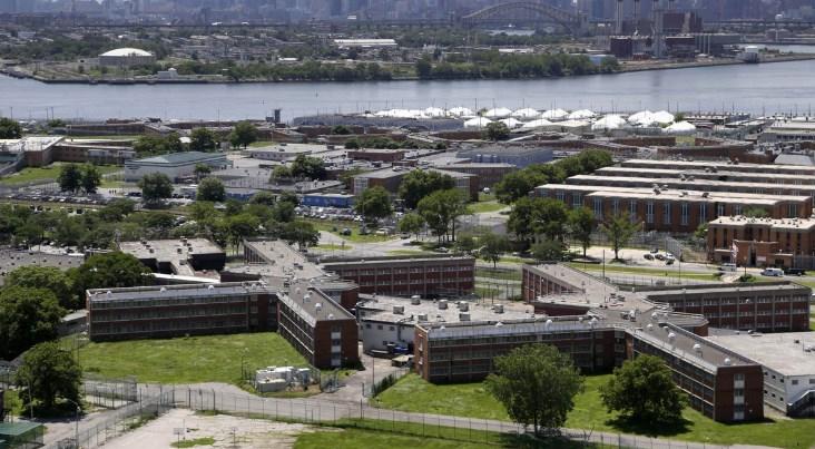Rikers Adası Cezaevi kapatılacak