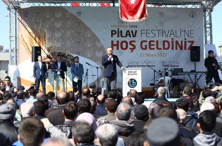 Bakan Çavuşoğlu'dan referandum tahmini