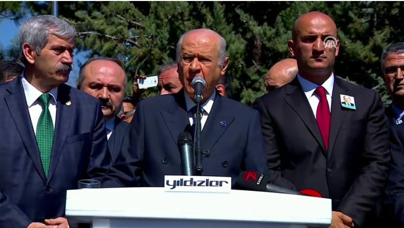 Devlet Bahçeli Alparslan Türkeş'i andı