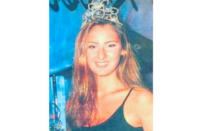 Pınar Altuğ'un gençlik fotoğrafı