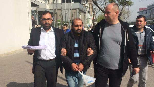 FETÖ yalanıyla dolandırdığı 50 bin lirayı pavyonda harcadı