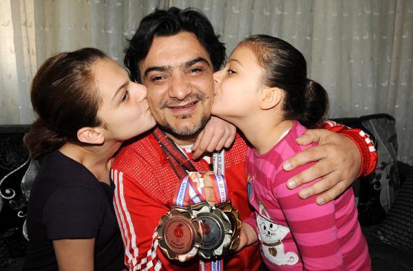 Zayıflama hapı kullanan milli halterci hayatını kaybetti