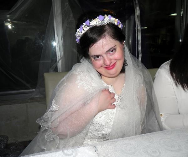 Down sendromlu Çiğdem’in gelinlik hayali gerçek oldu