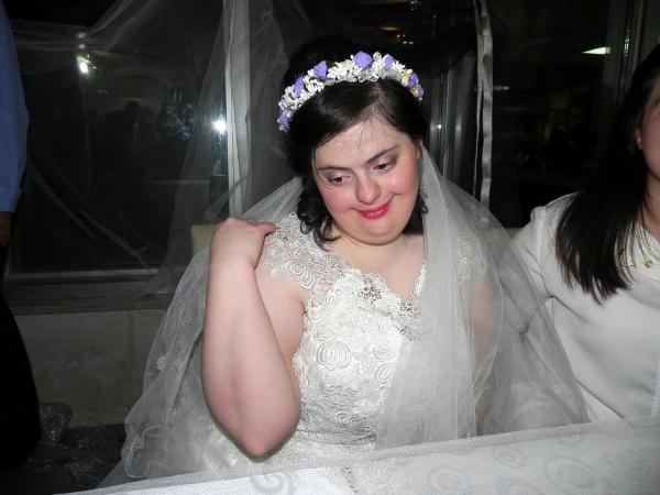 Down sendromlu Çiğdem’in gelinlik hayali gerçek oldu