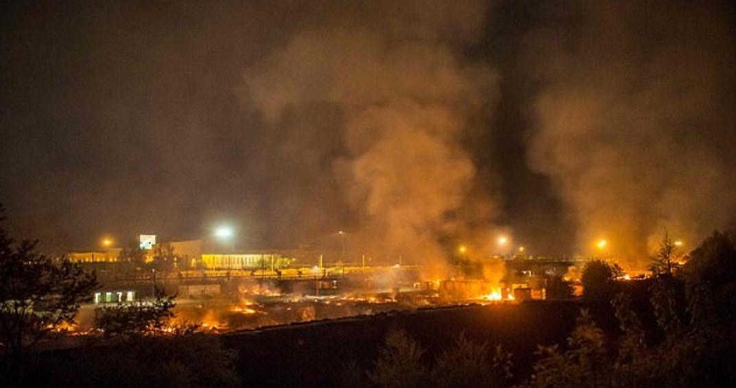 Fransa'daki mülteci kampında yangın