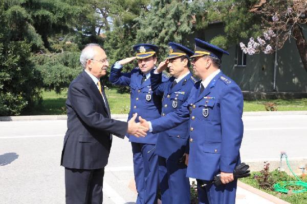 Kılıçdaroğlu'na askeri üste törenli karşılama