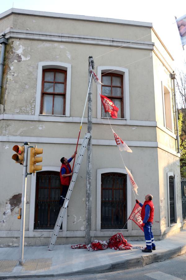 Seçim yasakları başladı pankartlar toplanıyor