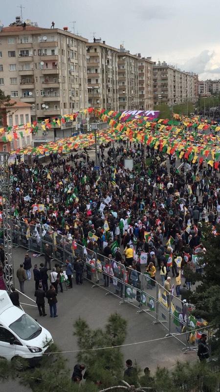 HDP, kalesi Diyarbakır'da hüsrana uğradı
