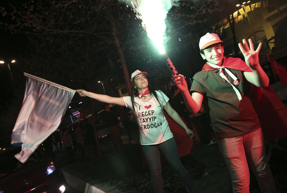 Vatandaşlar 'evet'i kutluyor