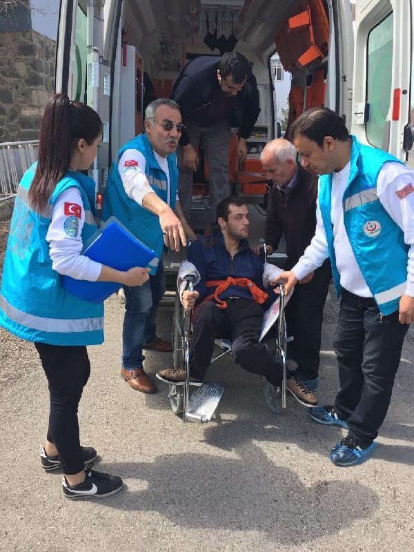 Erzurum’da 834 hasta ambulansla sandığa taşındı