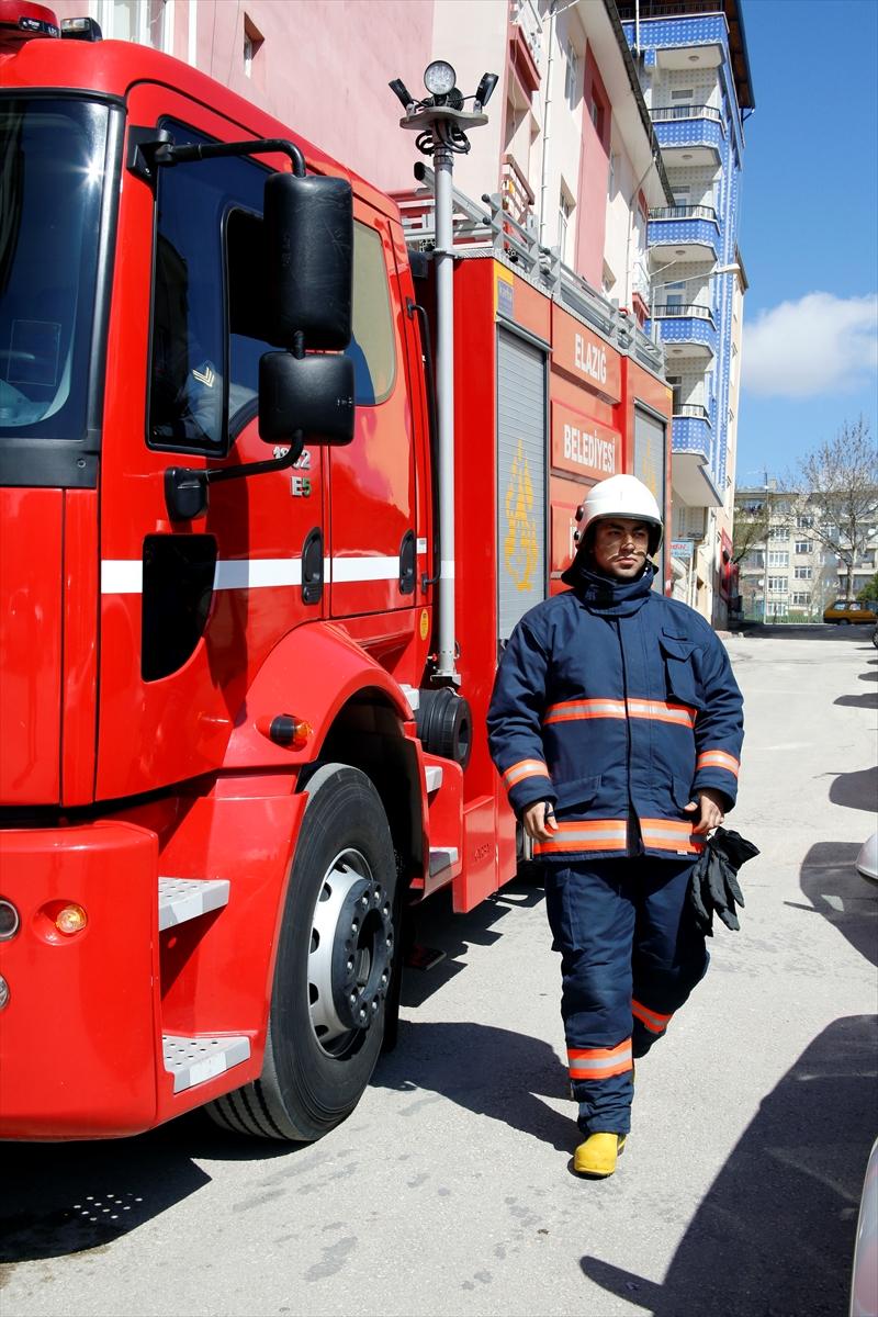 Önce yangına sonra sandığa gittiler