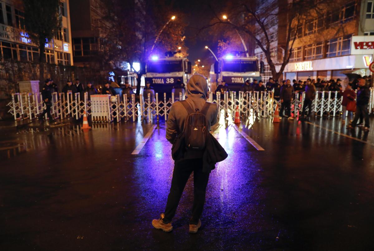 İstanbul'un farklı ilçelerinde tencere tavalı eylem