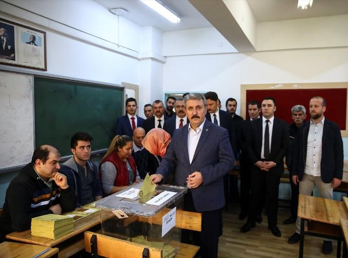 Destici oyunu kullandı