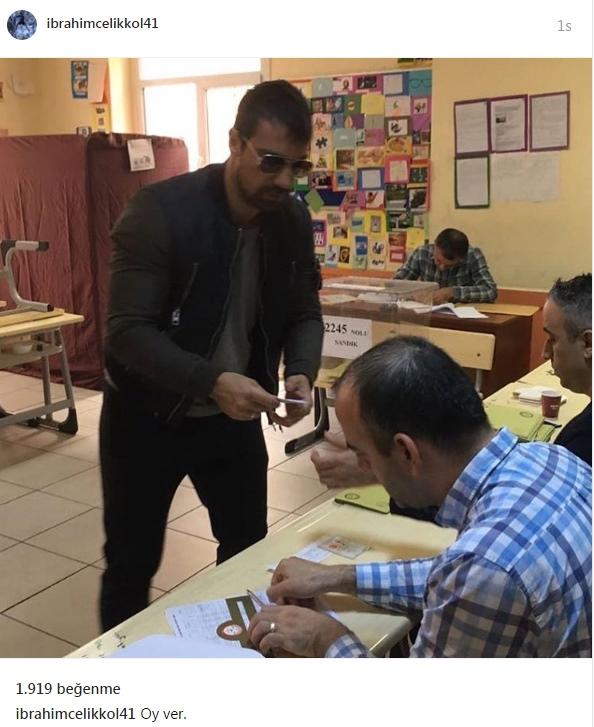 Ünlüler sandık başında