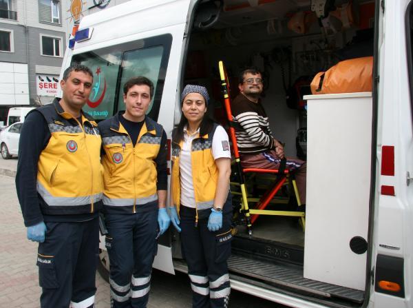 Felçli hasta ambulansta oy kullandı