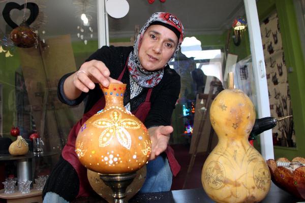 Elinin değdiği kabaklar ışık saçıyor