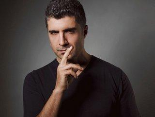 Özcan Deniz, Fahriye Evcen'in fotoğrafını beğendi