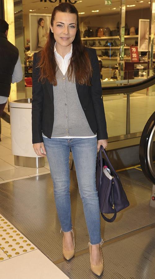 Burcu Kara'nın karnı belirginleşti