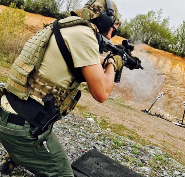 Kadir Doğulu atış poligonunda