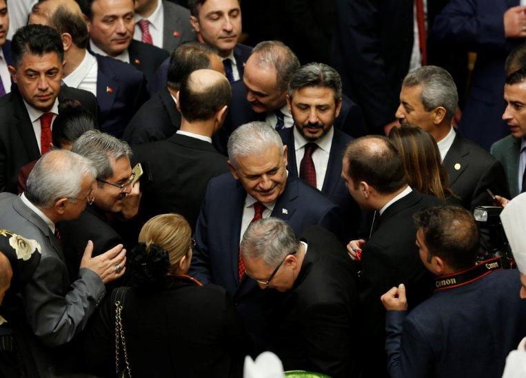 Yıldırım: Uzlaşı olmazsa yolumuza devam ederiz